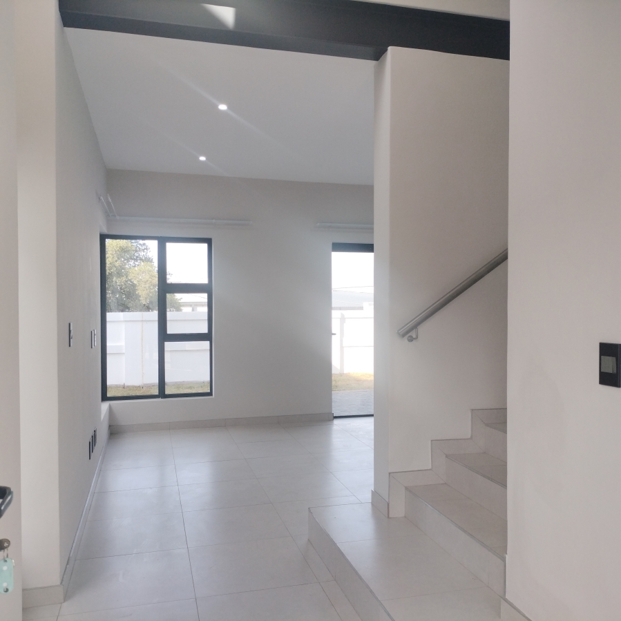 To Let 3 Bedroom Property for Rent in Cashan North West